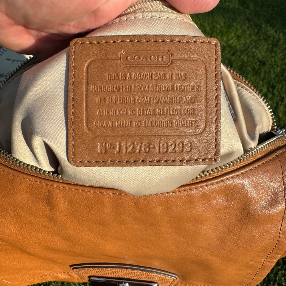 Coach Kristin Hobo Satchel - 2012 - Picture 7 of 7